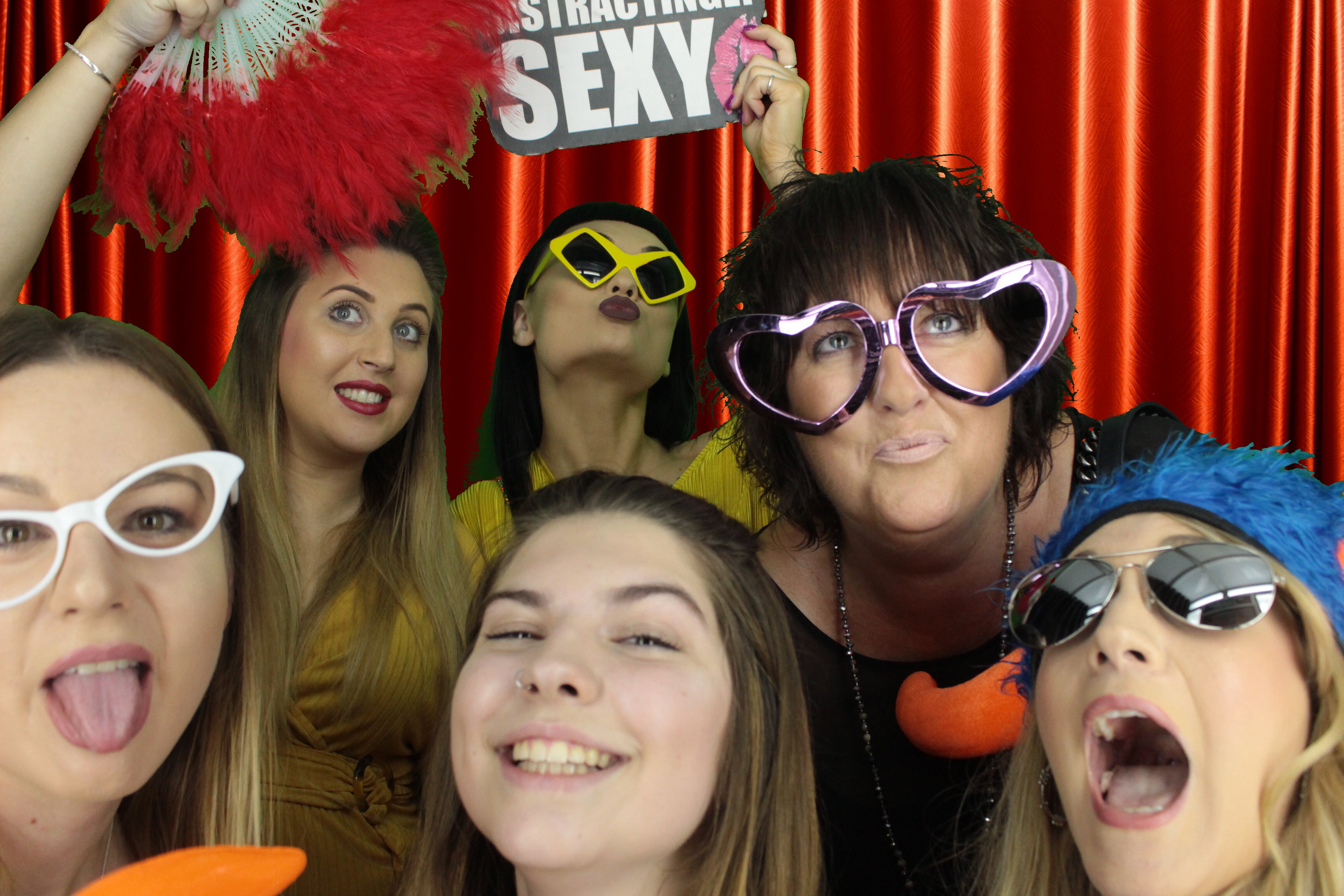 Scott & Tammy's Wedding | View more photos from the event at gallery.myphotoboothexperience.co.uk/u/MyPhotoBoothExperienceLtd/Scott-Tammys-Wedding